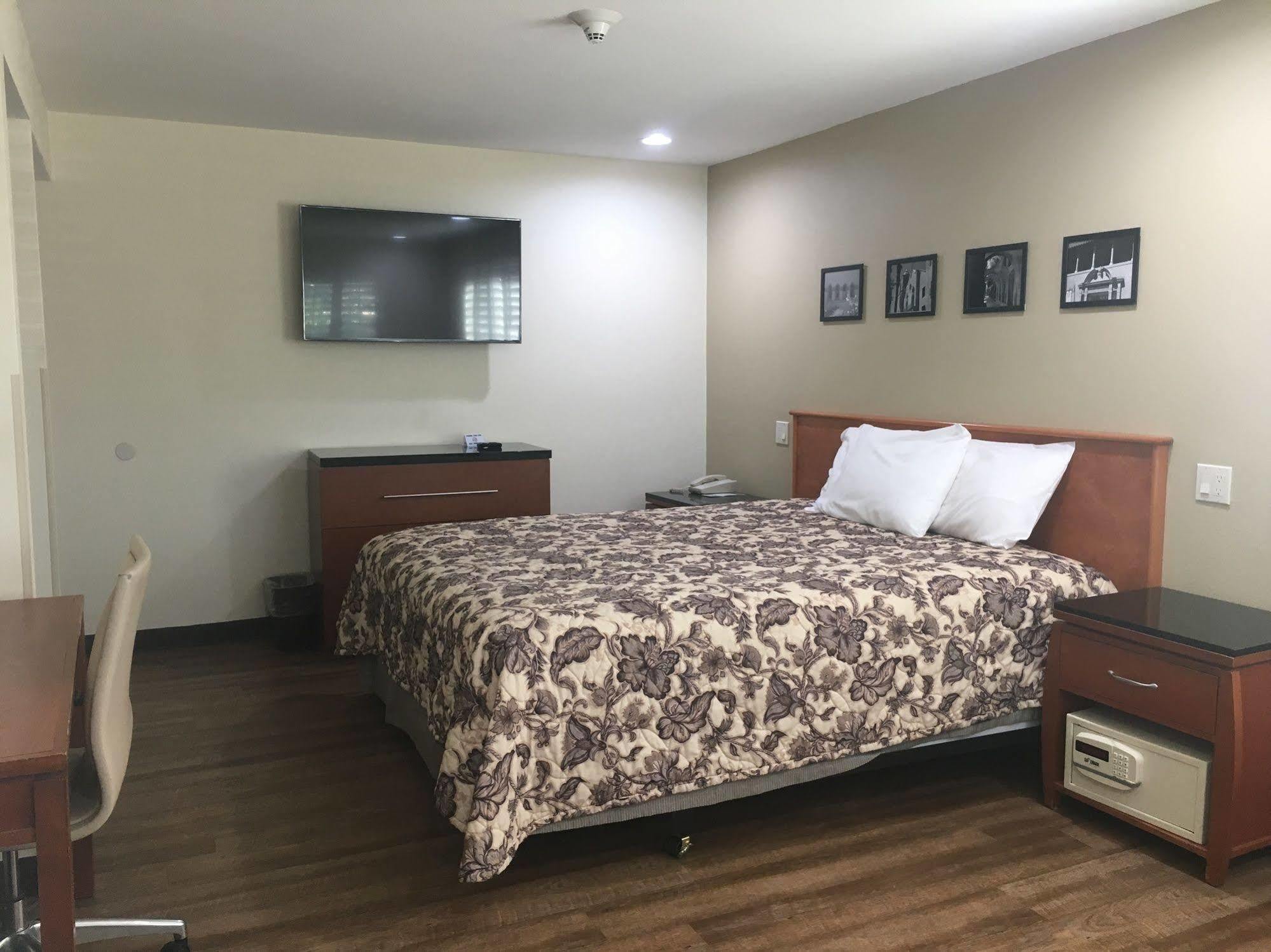 Simply Home Inn & Suites - Riverside Exteriör bild